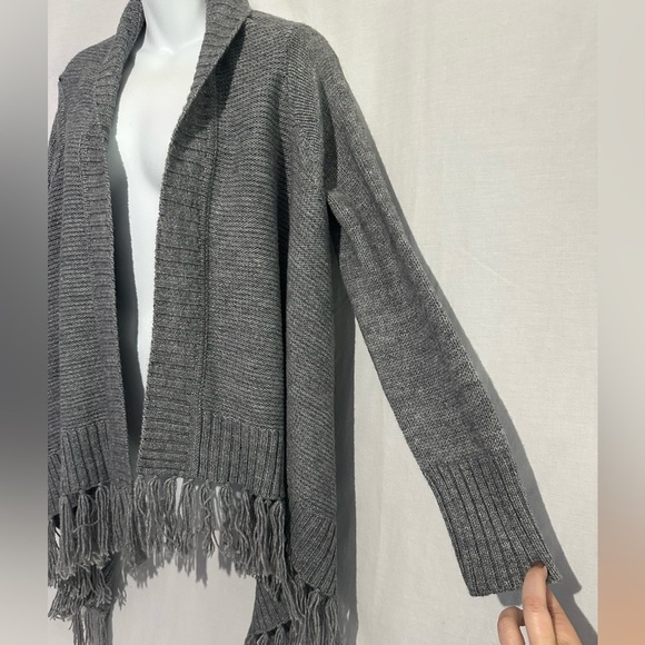 Urban Outfitters Gray Fringe Cardigan Sweater - Women's Medium - Picture 3 of 5